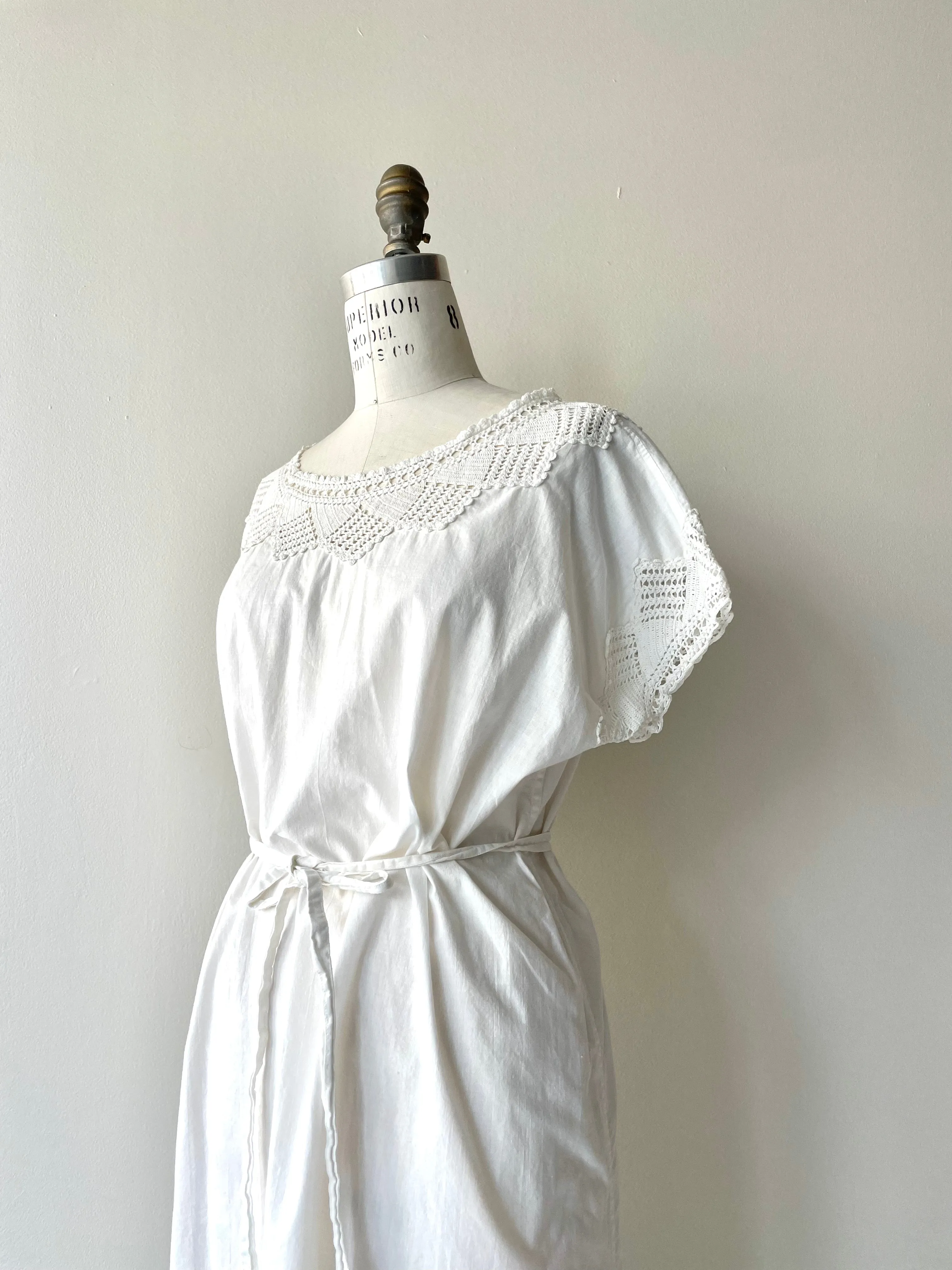 Antique Crochet Collar Nightdress | 1900s