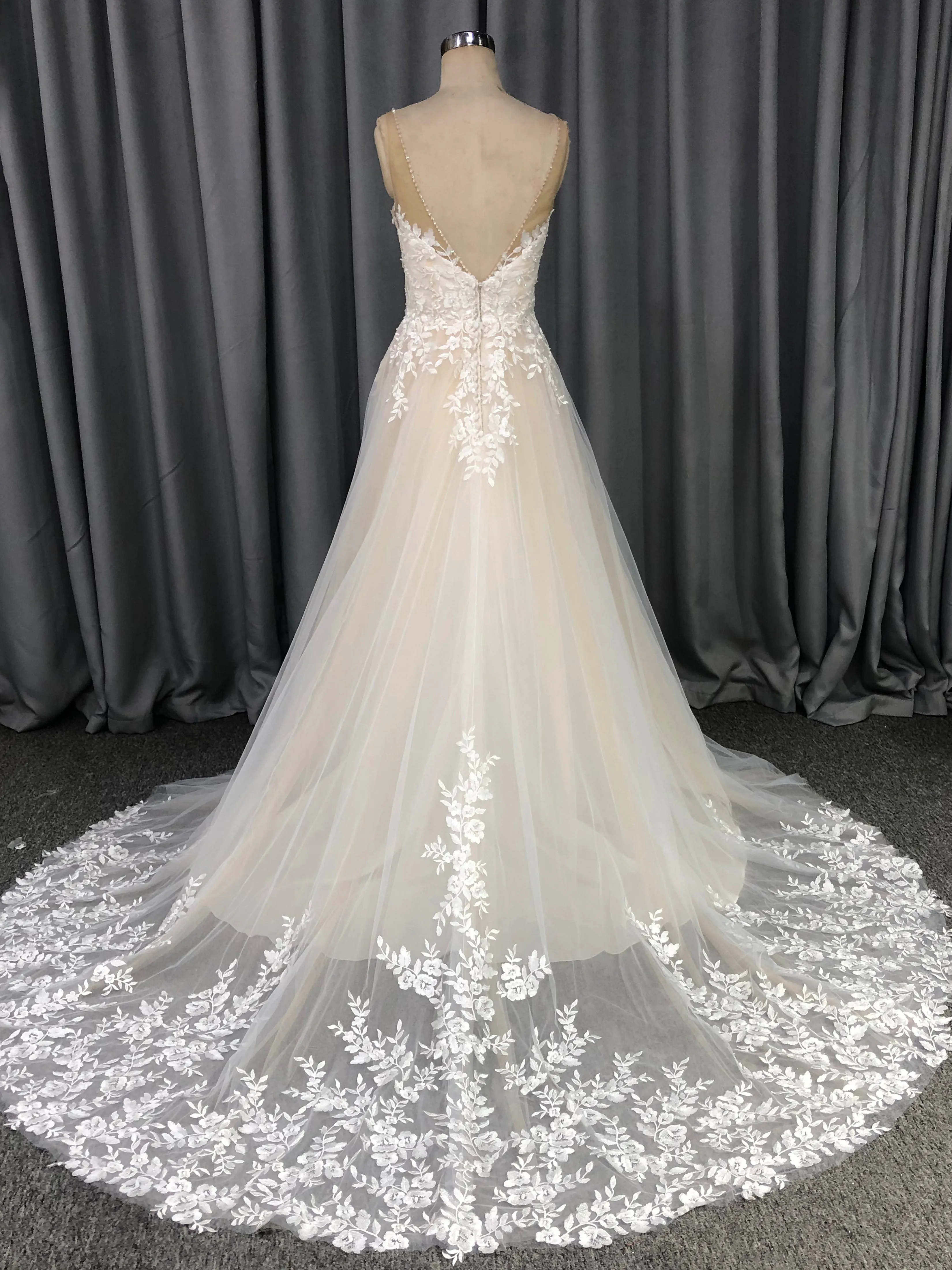 Charmante Robe trapèze cache cœur Dentelle&Tulle Robe de Mariée avec la courte traîne