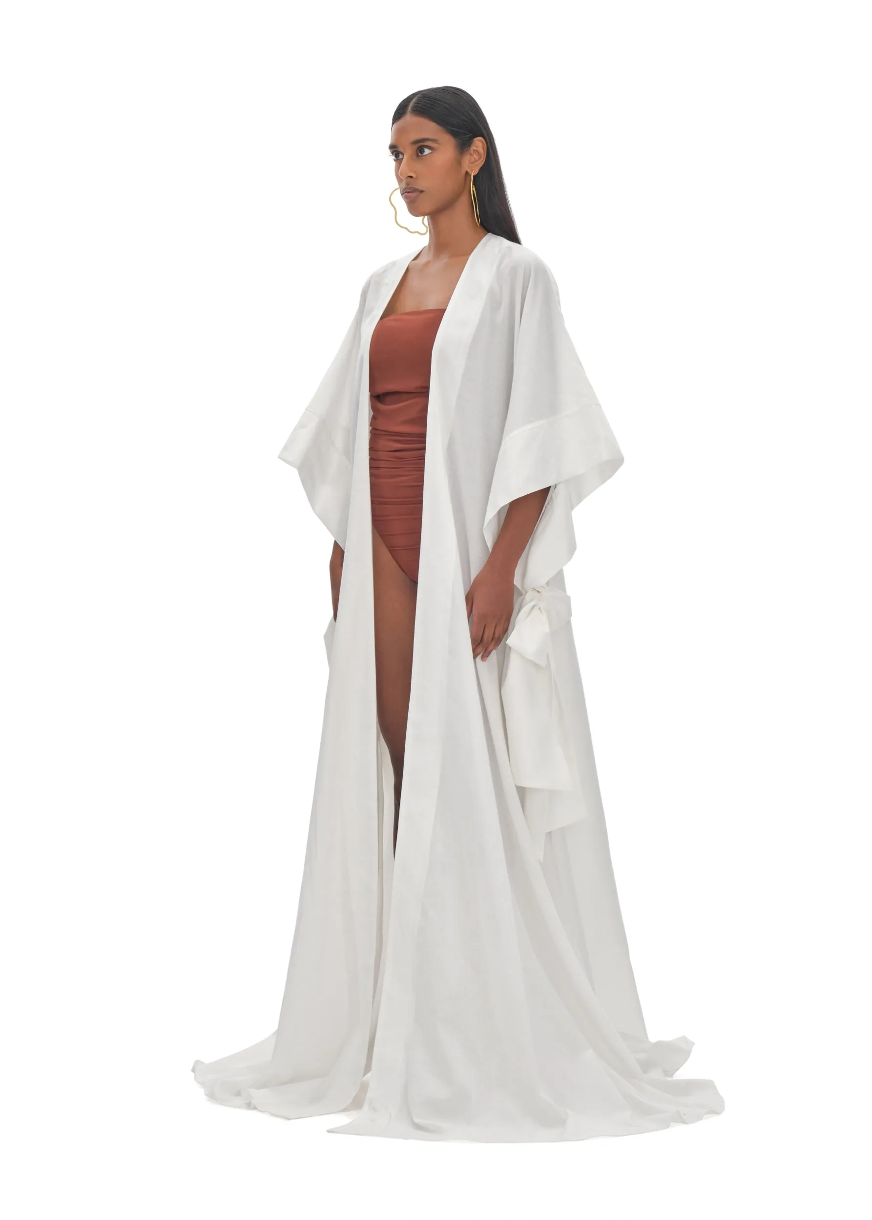 GAMBA IVORY ROBE