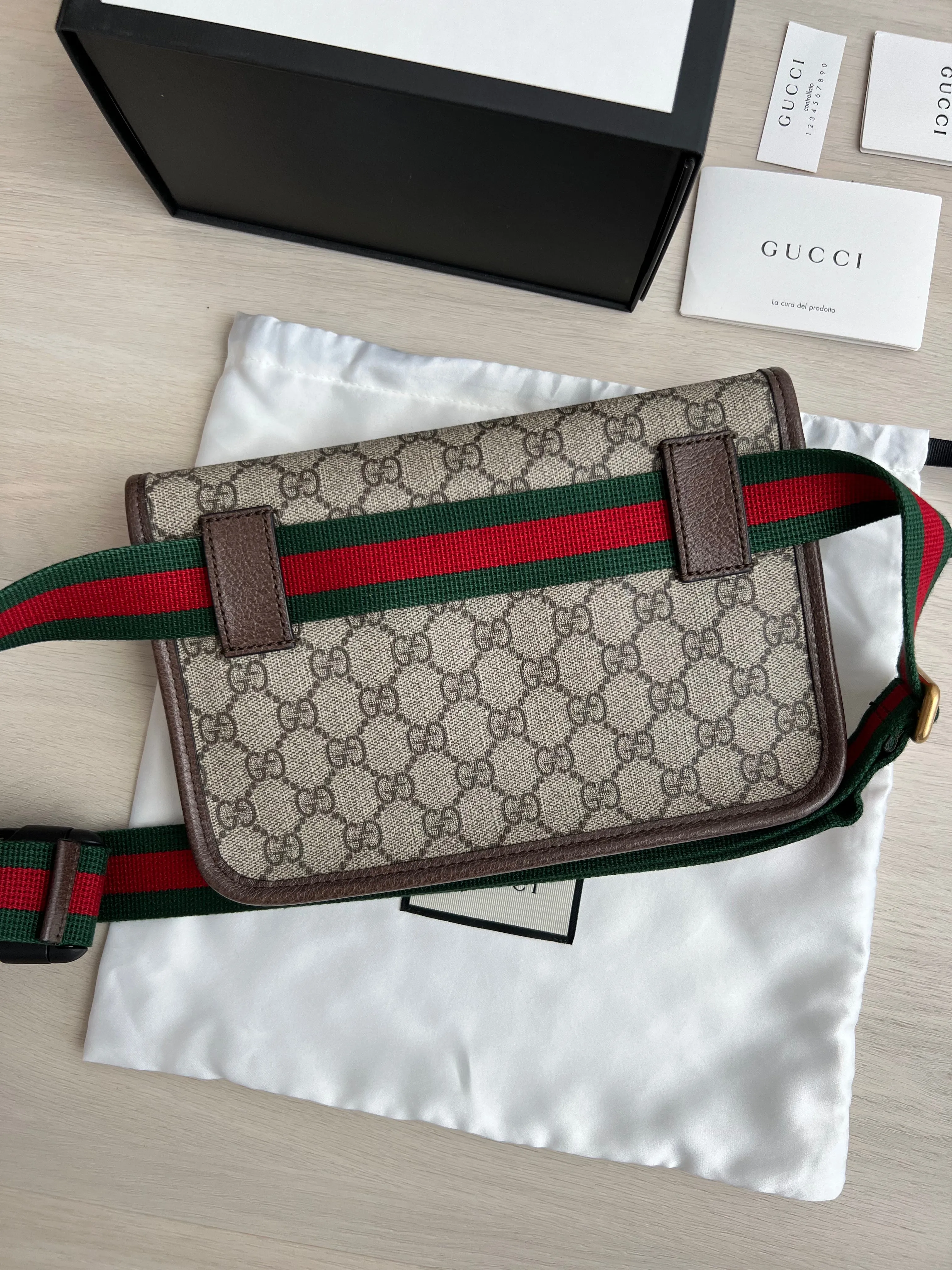 Gucci Neo Vintage GG Supreme Belt Bag