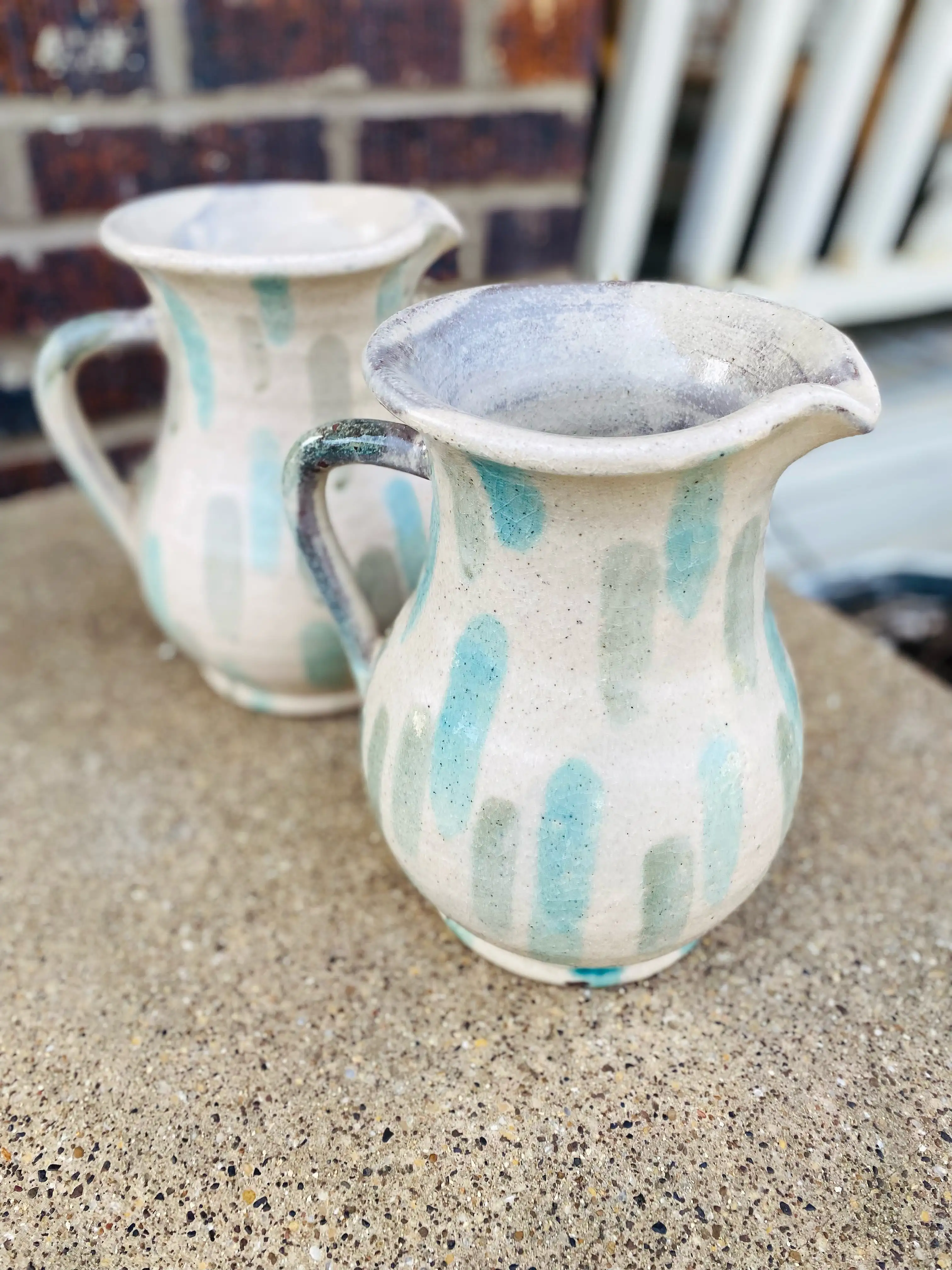 MINERAL & SAND PITCHER