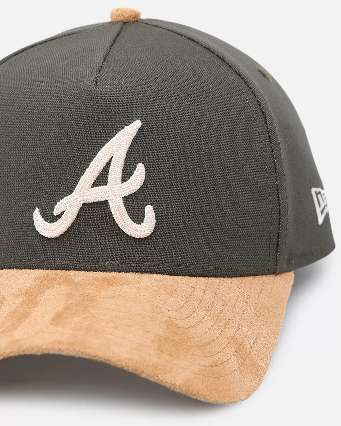 New Era Atlanta Braves 'Moss Canvas Wheat' 9FORTY A-Frame Snapback Moss Canvas/Ivory