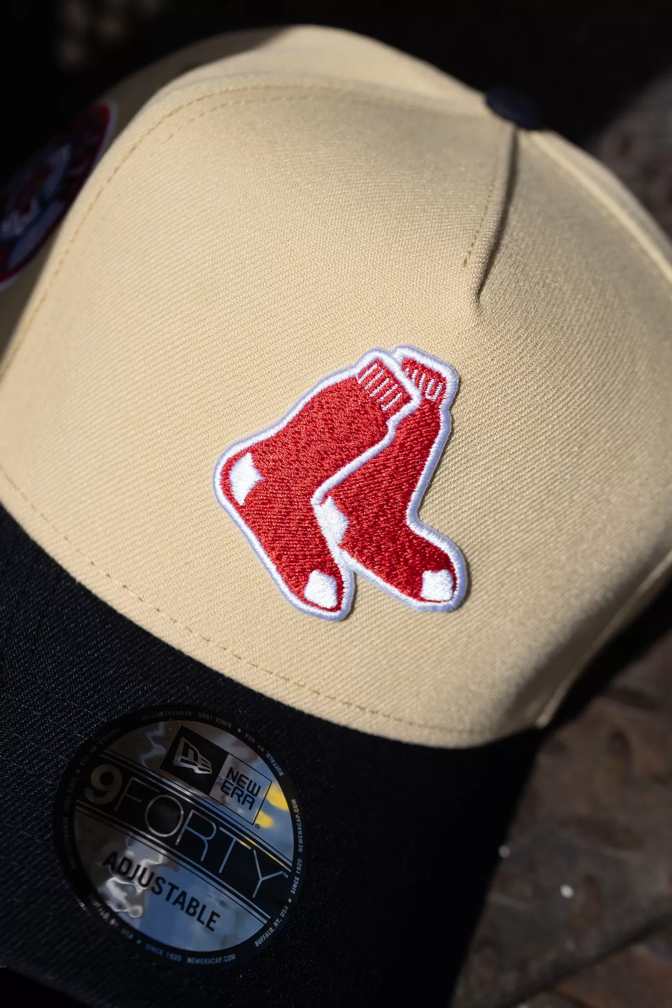 New Era Boston Red Sox 9FORTY A-Frame Snapback (Vegas Gold/Navy)