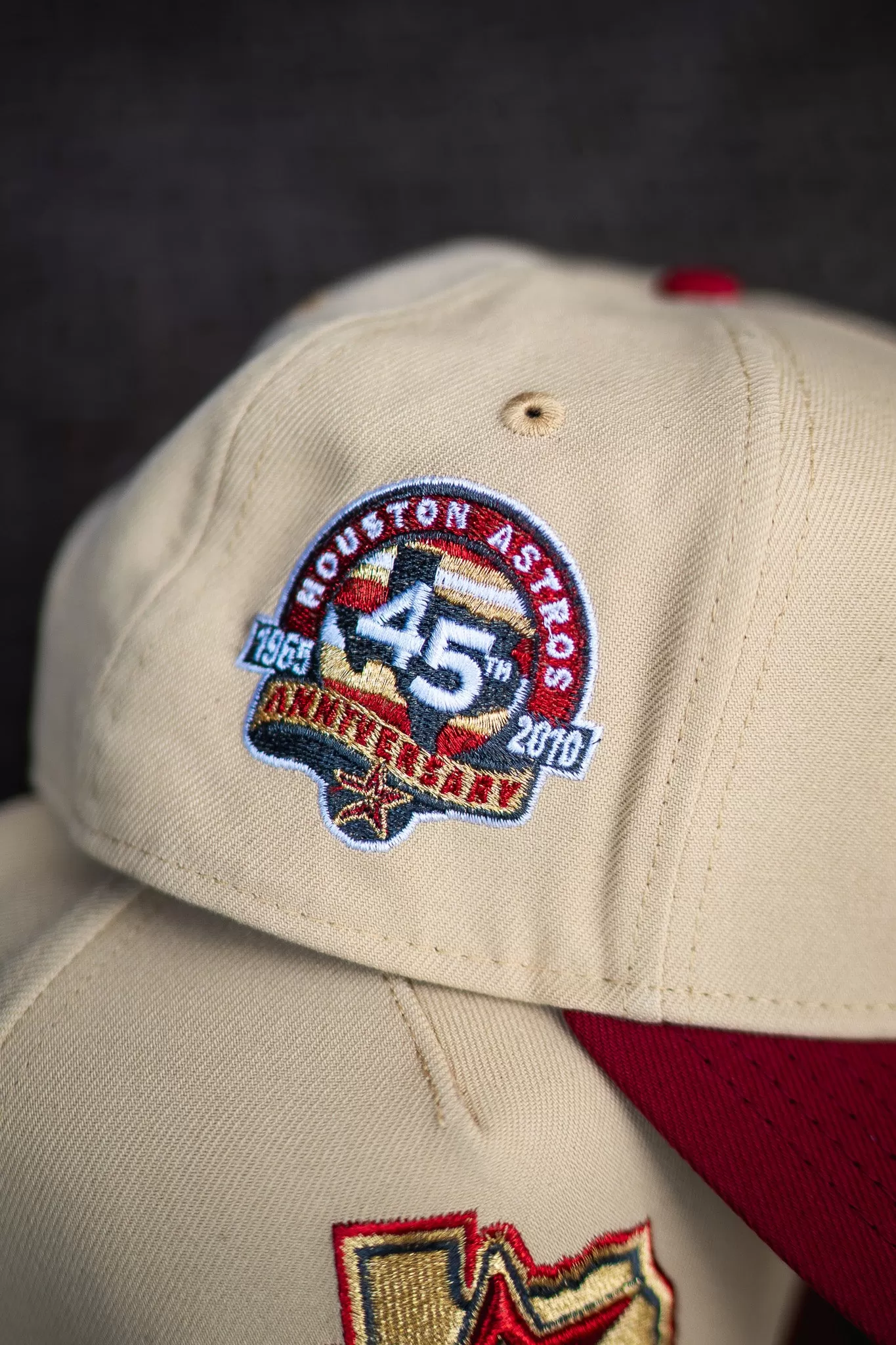 New Era Houston Astros 45th Anniversary 9FORTY A-Frame Snapback (Vegas Gold/Brick Red)