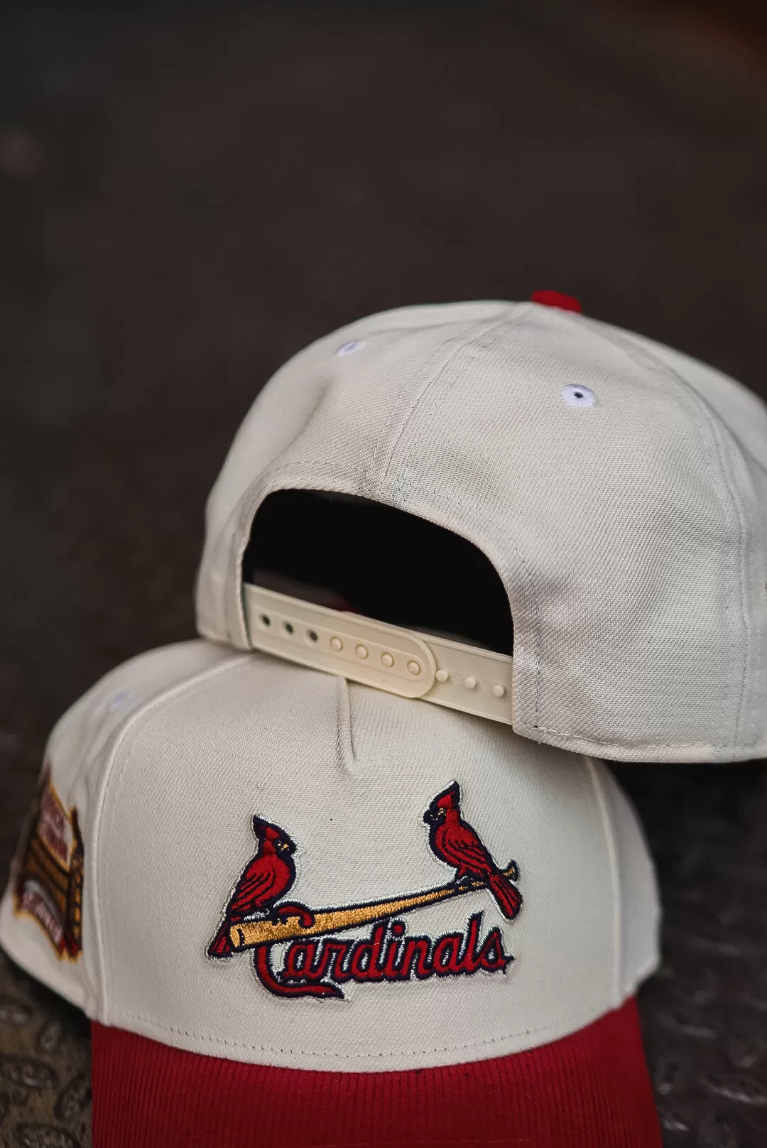 New Era St Louis Cardinals Busch Stadium 9FORTY A-Frame Snapback (White/Red Corduroy)