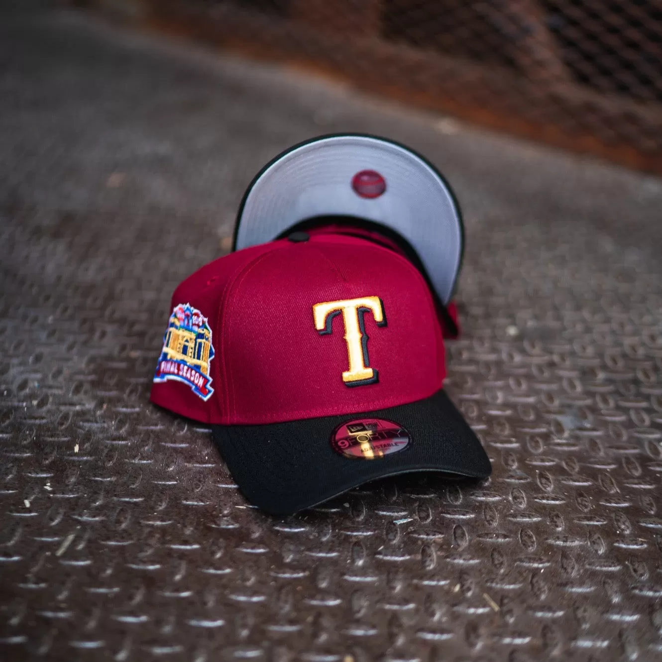 New Era Texas Rangers Final Season 9FORTY A-Frame Snapback (Burgundy/Black)