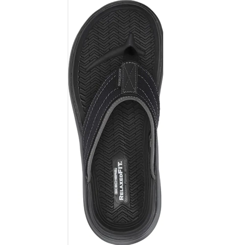 SKECHERS Men's Sargo Wolters Slippers (Black)